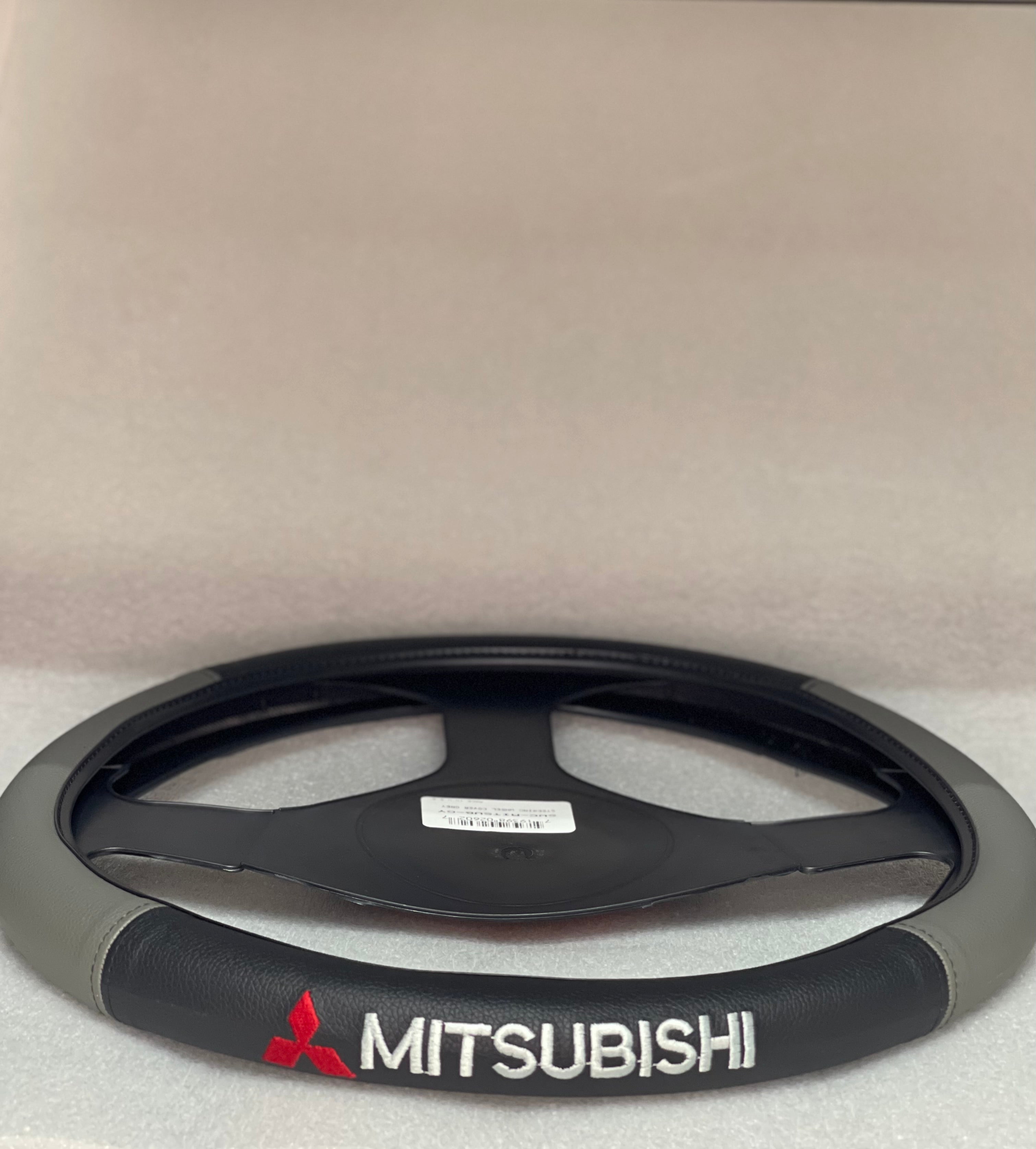 Cover Mitsubishi negro/gris
