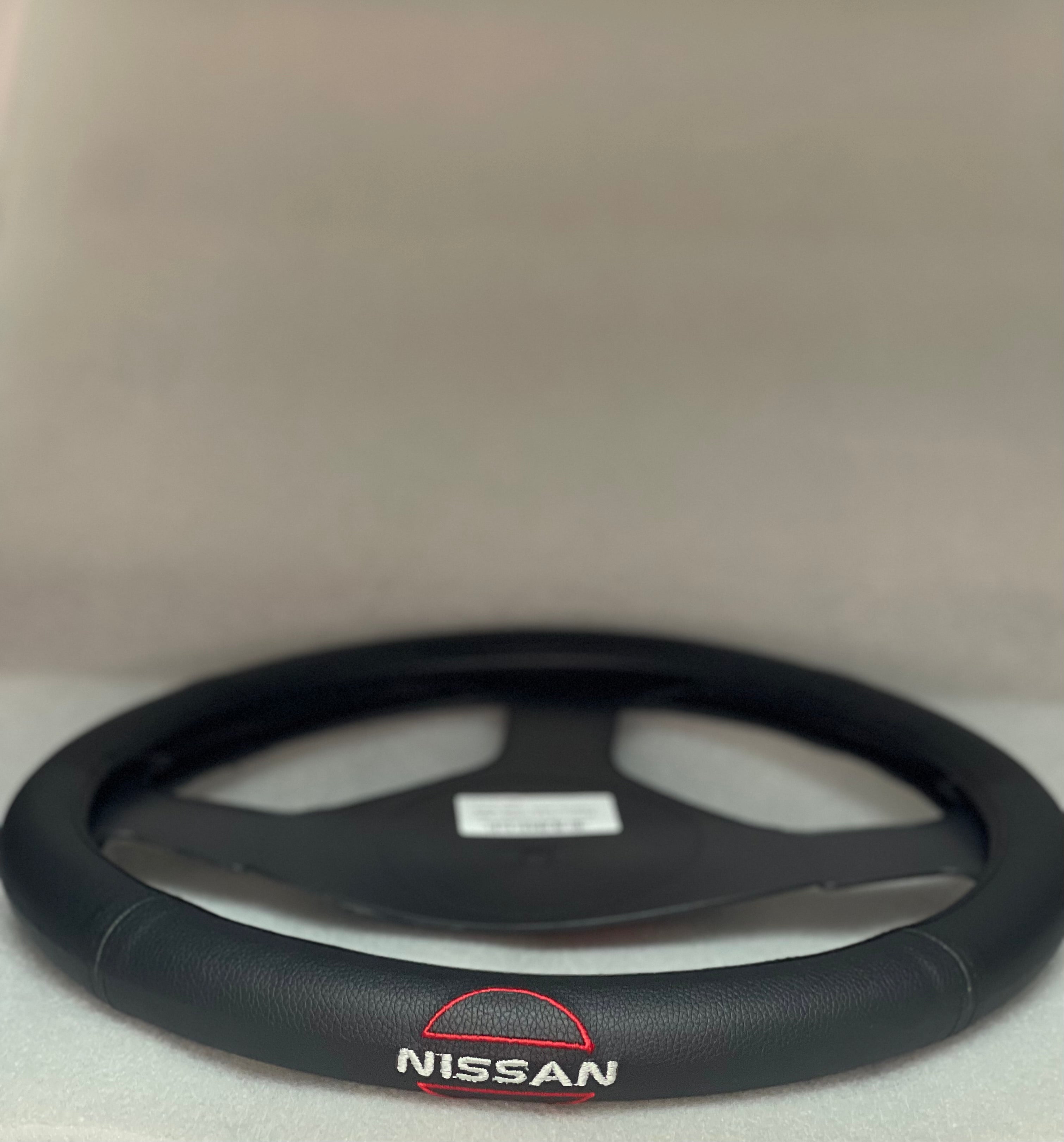 Cover Nissan Negro