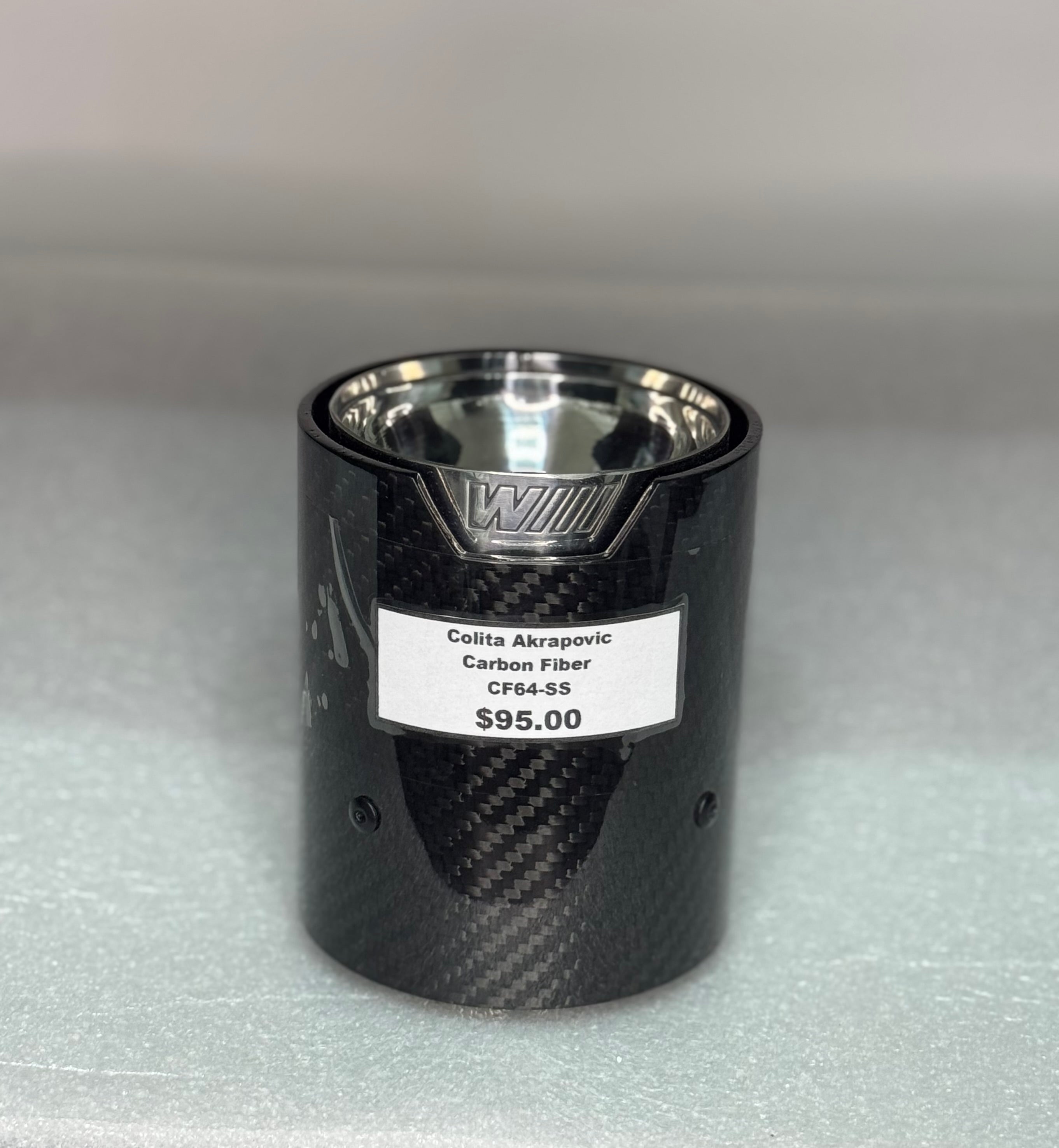 Cola Akrapovic carbon