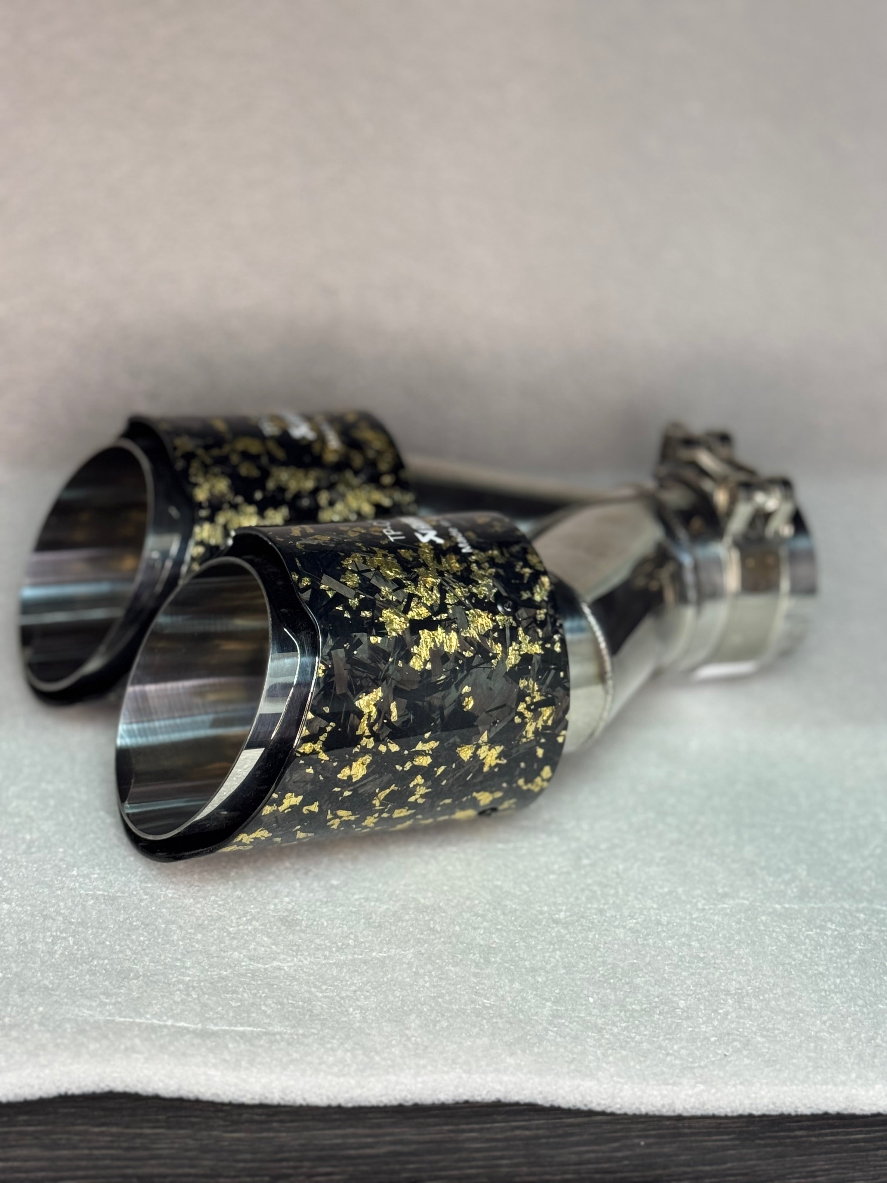 Cola doble Akrapovic negro/oro