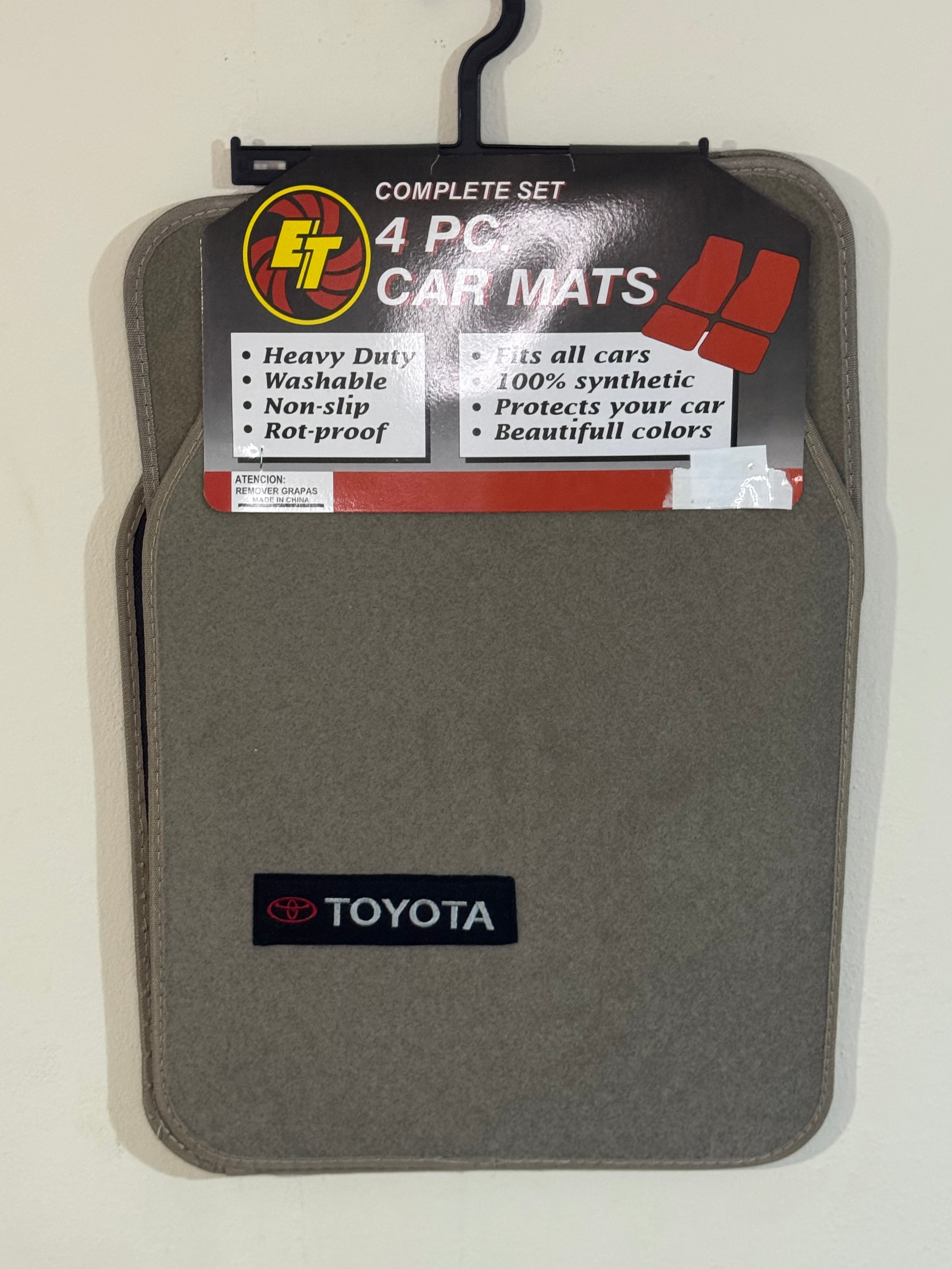 Alfombras Toyota crema