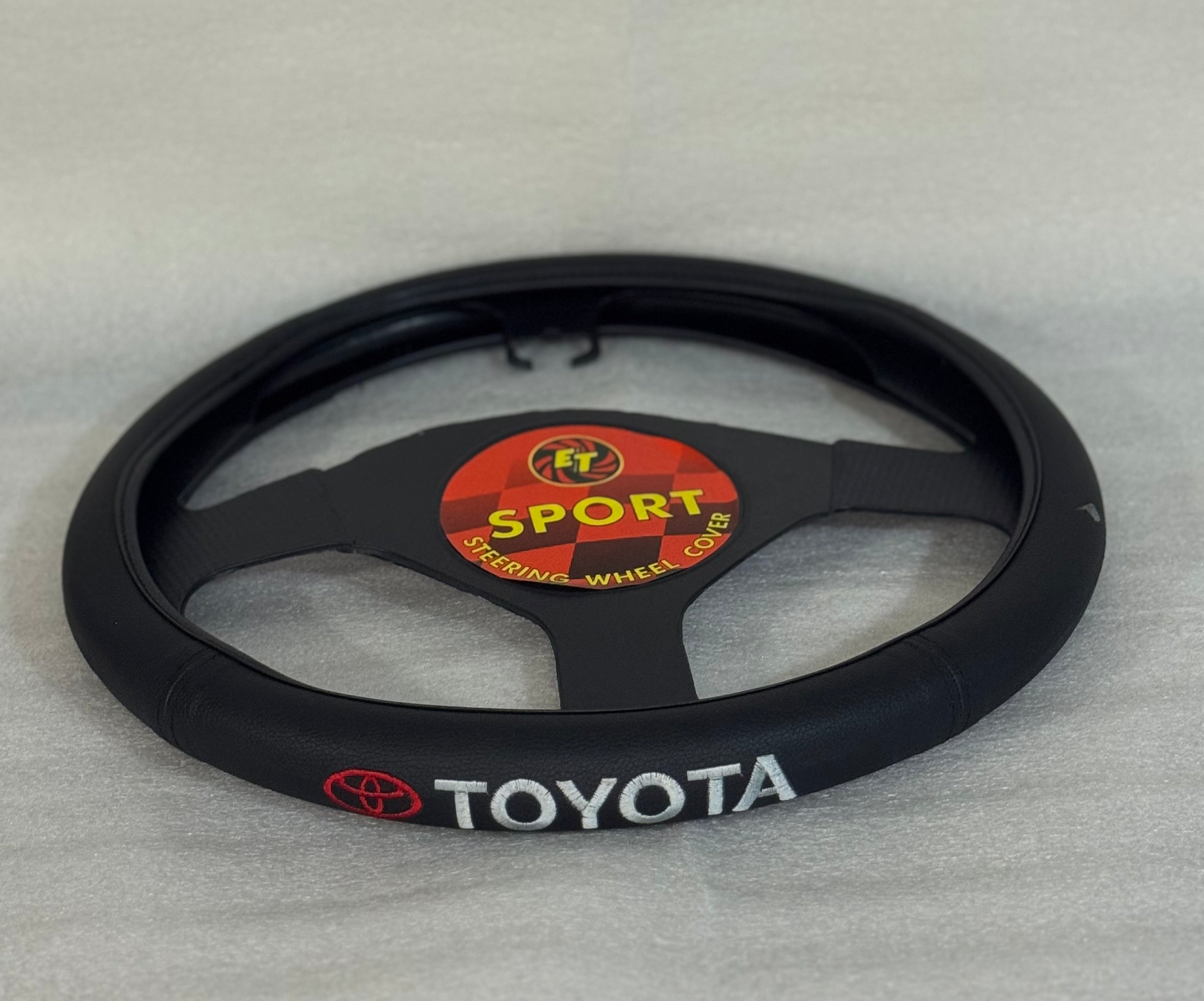 Cover Toyota negro